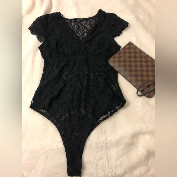 Haute Monde Lace Bodysuit - Picture 1 of 8